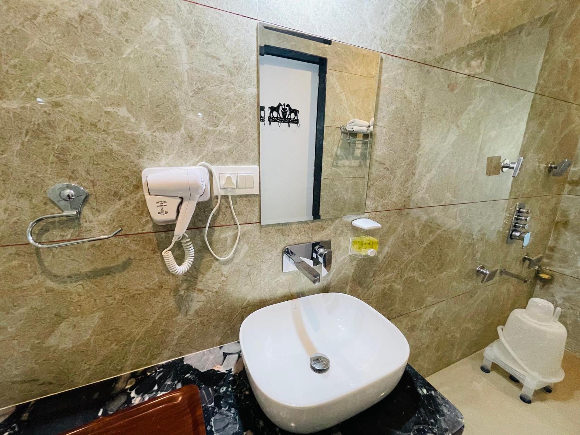 Dev Villa Resort Rajsamand ภายนอก รูปภาพ