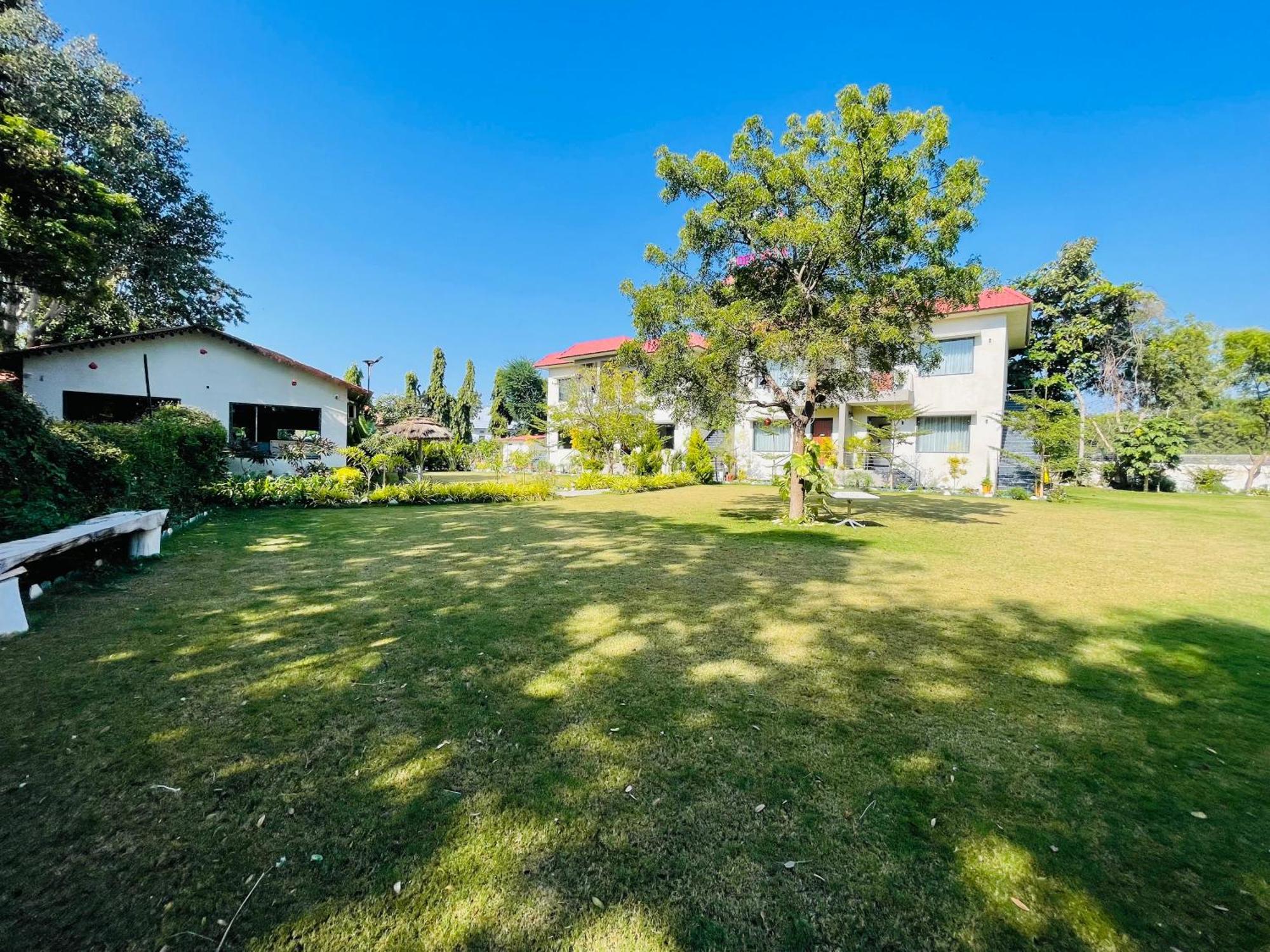 Dev Villa Resort Rajsamand ภายนอก รูปภาพ